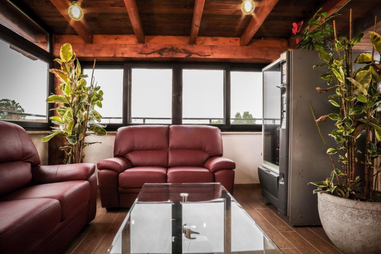 Il Mondo B&B Fiumicino Exteriör bild