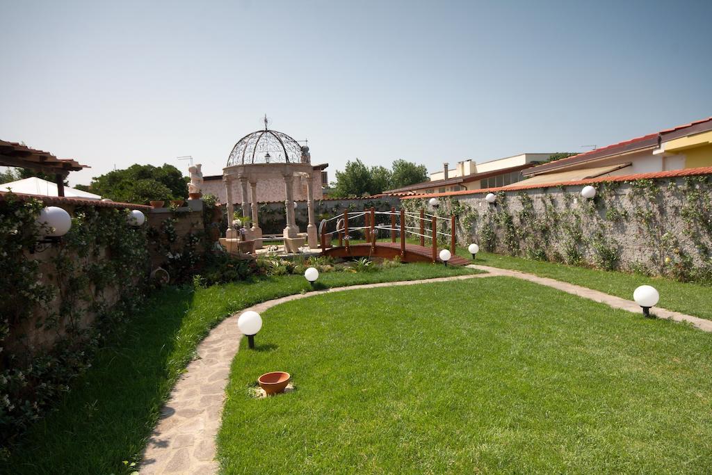 Il Mondo B&B Fiumicino Exteriör bild
